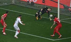 包含Rookie巅峰对决，巴特勒与70激战德国队分钟，战术调整胜负难料！的词条